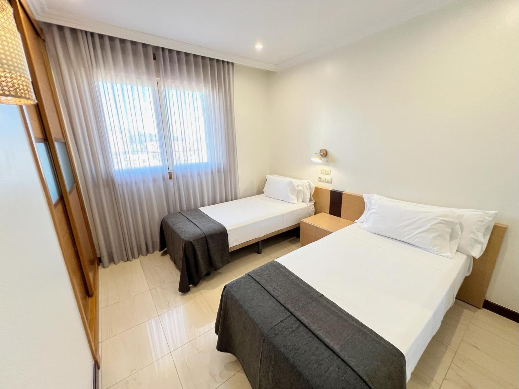 Apartamentos Mediterráneo Real Fuengirola Esterno foto