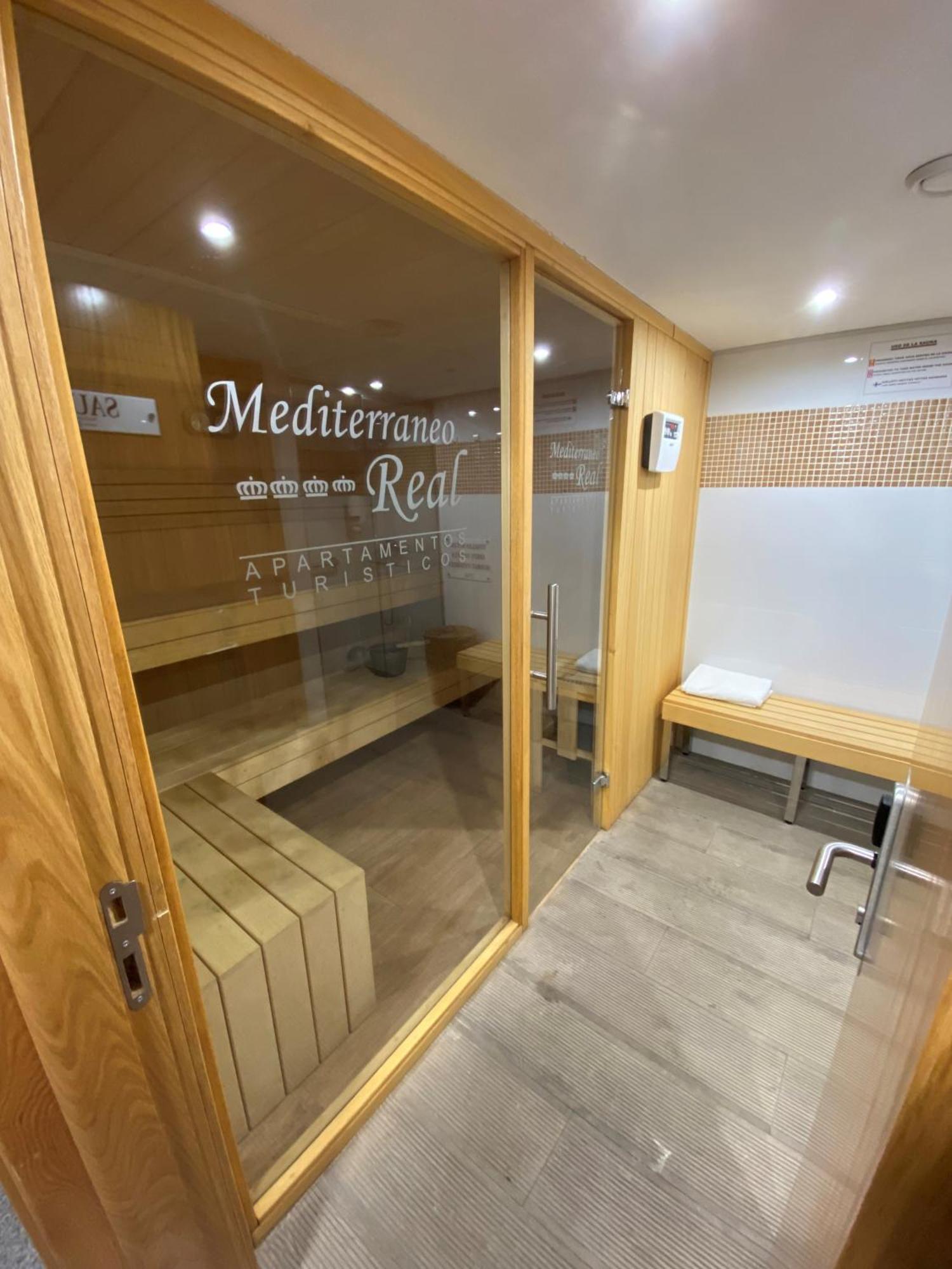 Apartamentos Mediterráneo Real Fuengirola Esterno foto