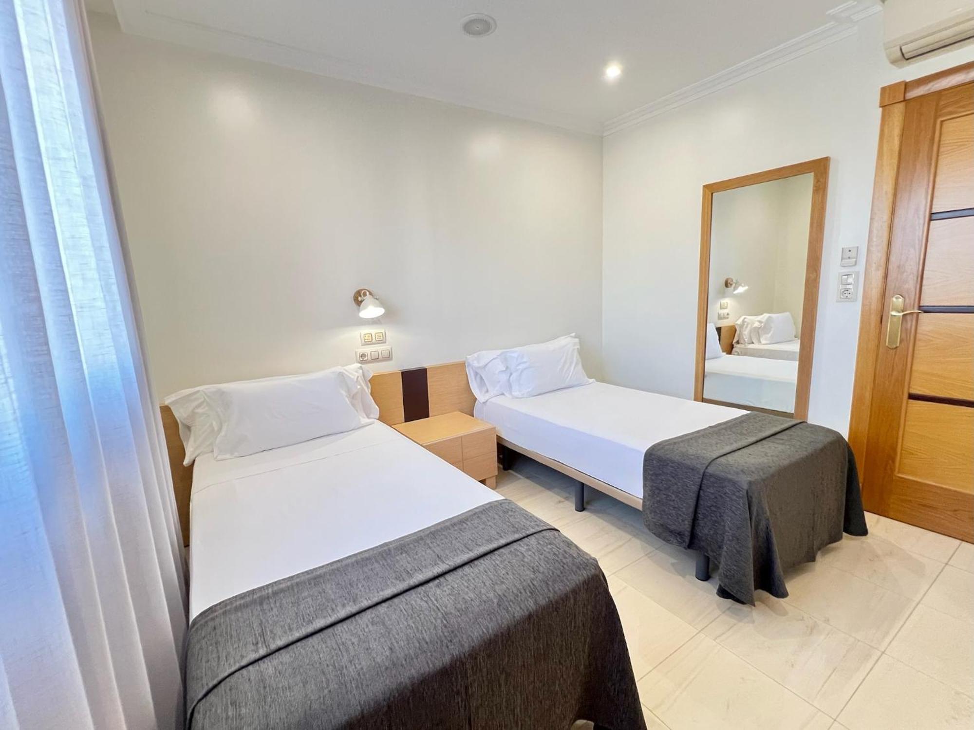 Apartamentos Mediterráneo Real Fuengirola Esterno foto